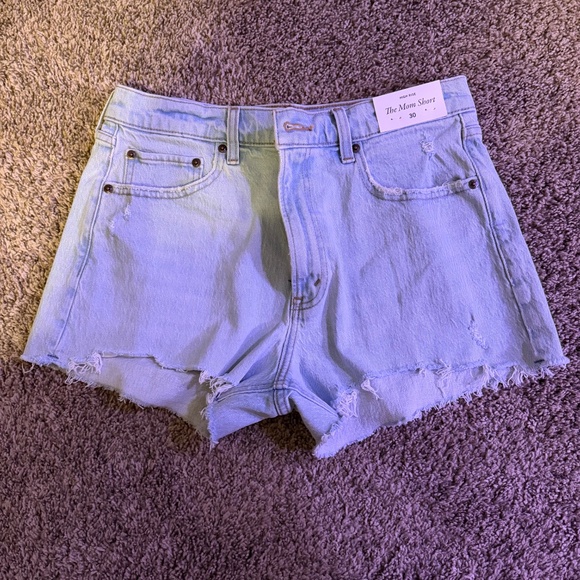 Abercrombie Mom Short Denim Shorts - Picture 4 of 4